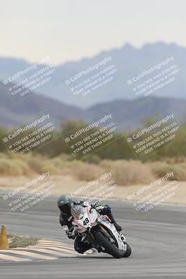 media/Sep-21-2025-Race Pace (Sun) [[98bf33ef95]]/Verified/10-Turn 10 (1150am)/